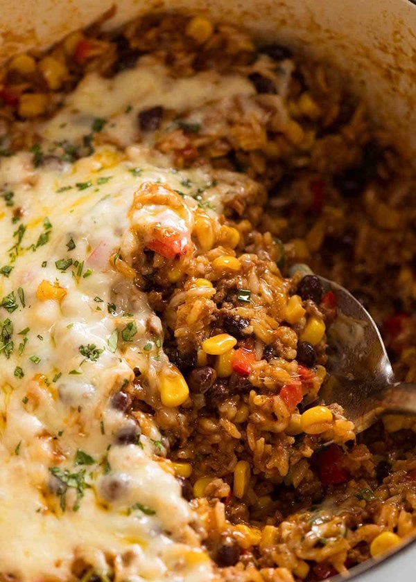 Mexican ground beef casserole with rice 