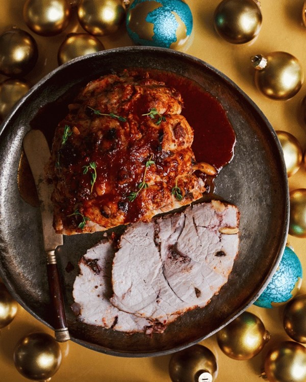 Mexican roast pork leg (Pierna mechada) 