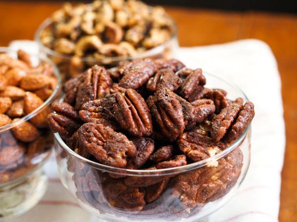 Mexican spiced chocolate pecans