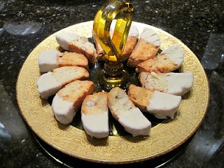 Meyer lemon biscotti with white chocolate 
