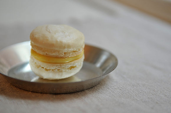 Meyer lemon macarons