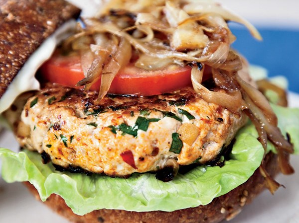 Michelle's turkey burgers with lemon mayonnaise