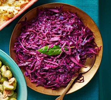 Microwave caraway & pomegranate red cabbage