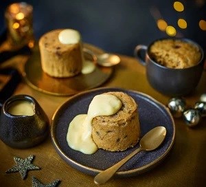 Microwave Christmas mug cake