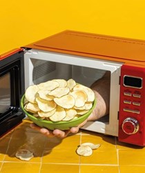 Microwave potato chips