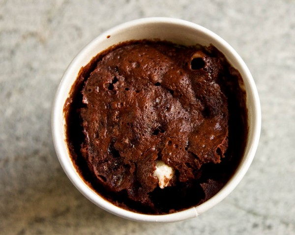 Microwave rocky road sponge cakes
