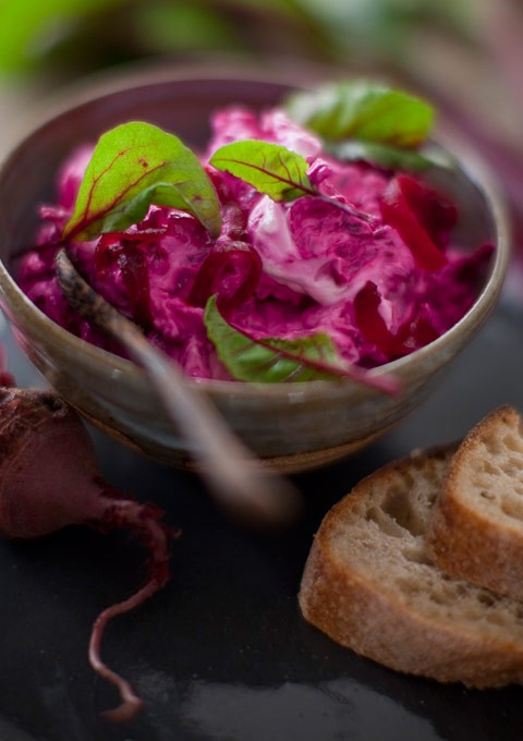 Middle Eastern beetroot dip
