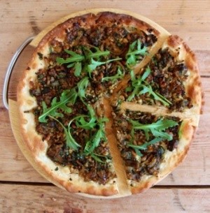 Middle Eastern-style pizza with halloumi and aubergine