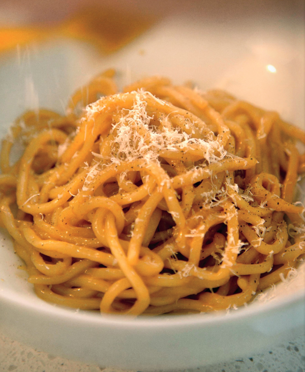 Midnight garlic noodles