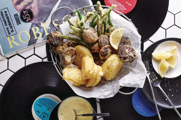 Milanese-style fried vegetables (Fritto misto di Milano)