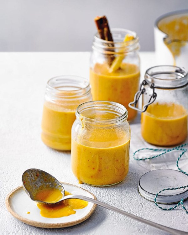 Mild curry sauce 