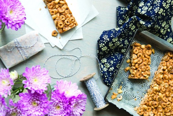 Milk and cereal bars