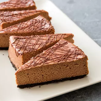 Milk chocolate cheesecake