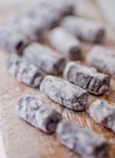 Milk chocolate cinnamon truffles
