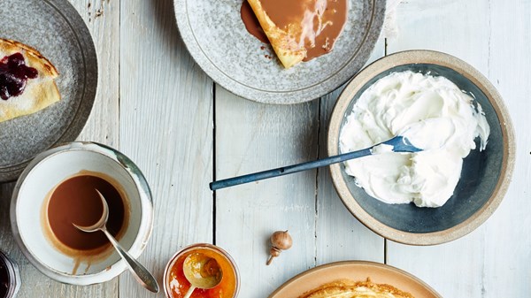 Milk chocolate sauce