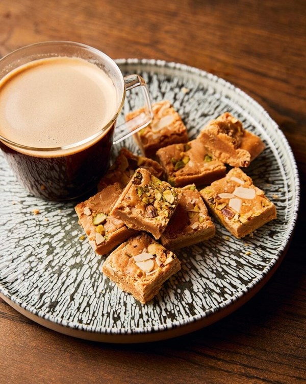 Milk toffee (Kiri aluwa)