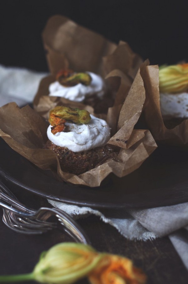 Millet and almond zucchini muffins