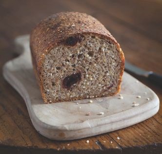 Millet porridge and wheat loaf [Sungmo Kim]
