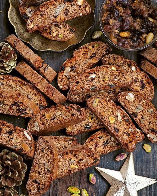 Mince pie biscotti