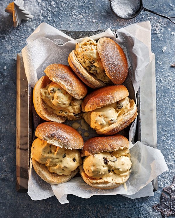 Mince pie ice cream brioche sandwiches 