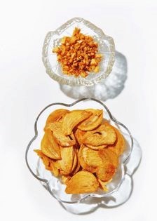 Minced fried garlic