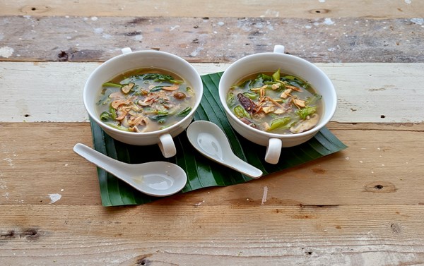Minced prawn & pork soup with Asian greens