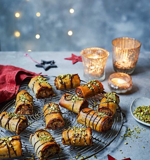 Mincemeat baklava rolls