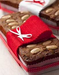Mincemeat loaf cakes