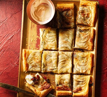 Mincemeat, marzipan & apple tarte fine