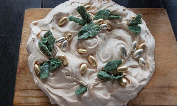 Mincemeat meringue tart