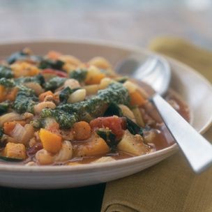 Minestrone with pesto