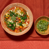 Minestrone with tortelloni and pesto