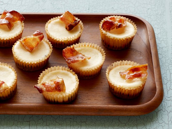 Mini bacon cheesecakes