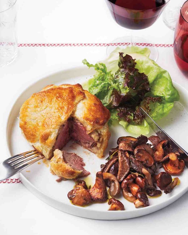 Mini beef Wellingtons