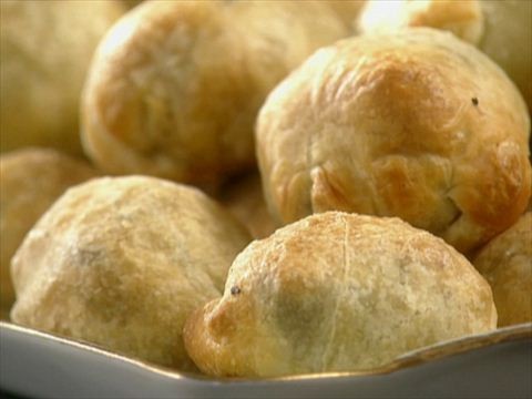 Mini beef Wellingtons