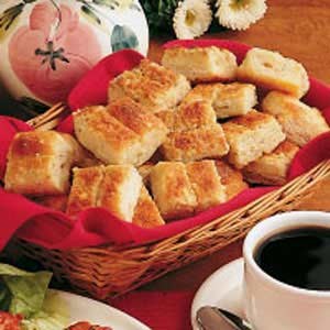 Mini blue cheese rolls 