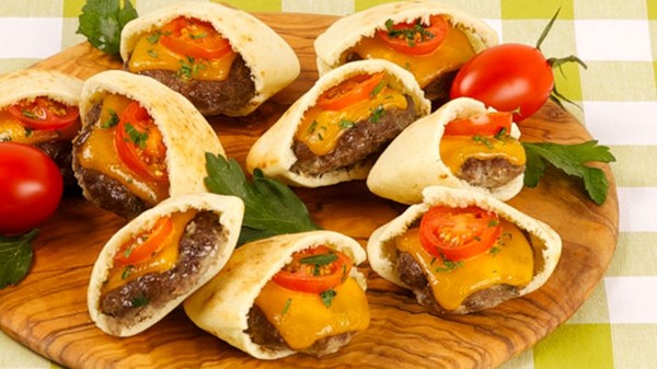Mini-cheeseburgers