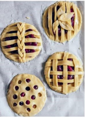 Mini cherry pies (Minikörsbärspajer)