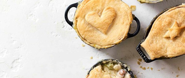 Mini chicken, leek and mushroom pies