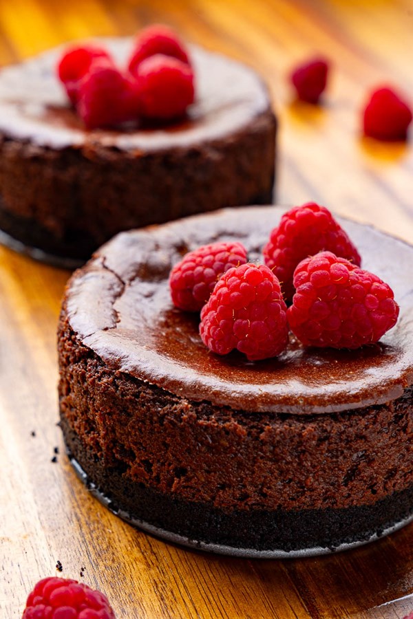 Mini chocolate cheesecake for two