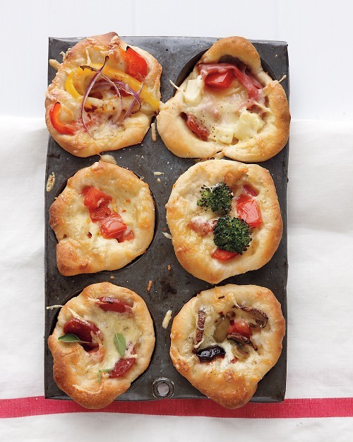 Mini deep-dish pizzas