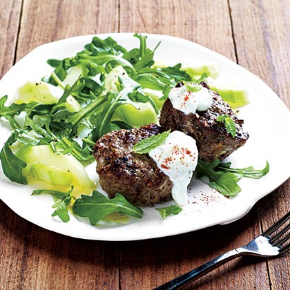 Mini Greek-style meat loaves with arugula salad