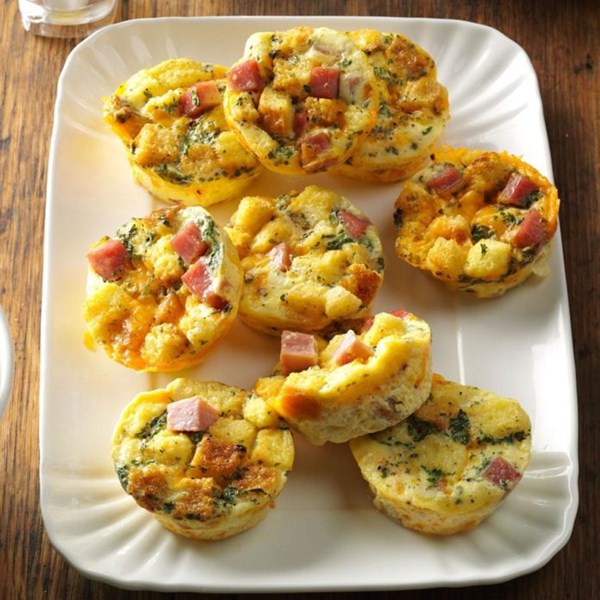 Mini ham & cheese quiches