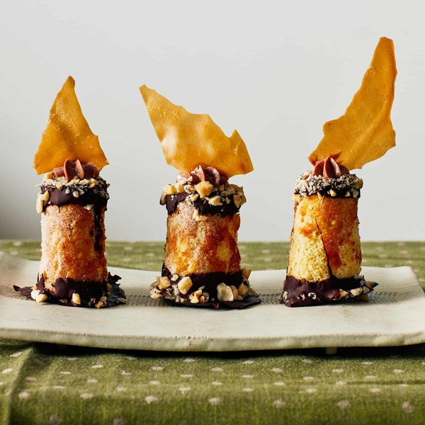 Mini-ish nutty Swiss rolls