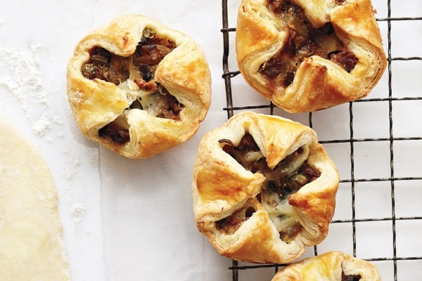 Mini leek and bacon pies