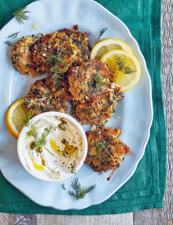 Mini no-fish bites with yogurt caper dip