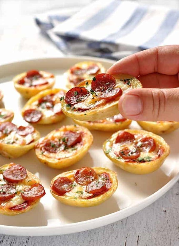 Mini pizza potato skins