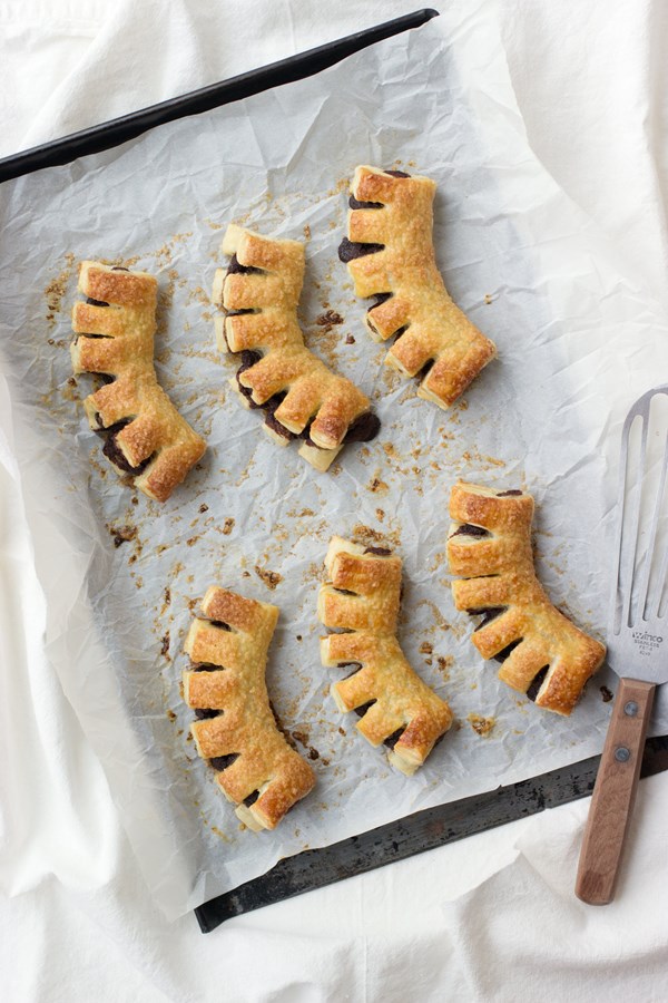 Mini puff pastry bear claws with chocolate filling