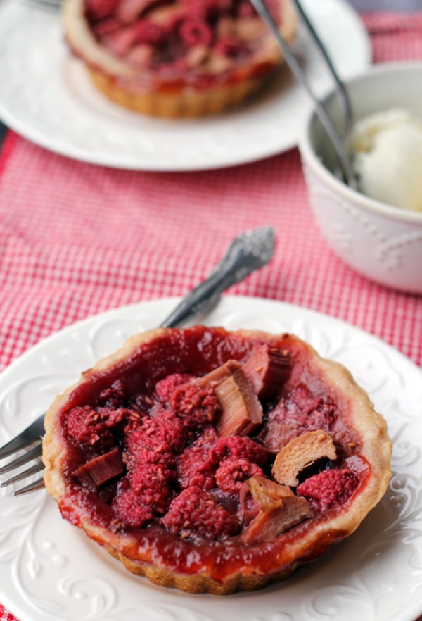 Mini raspberry-rhubarb pies