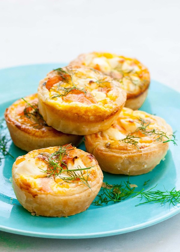 Mini salmon quiches